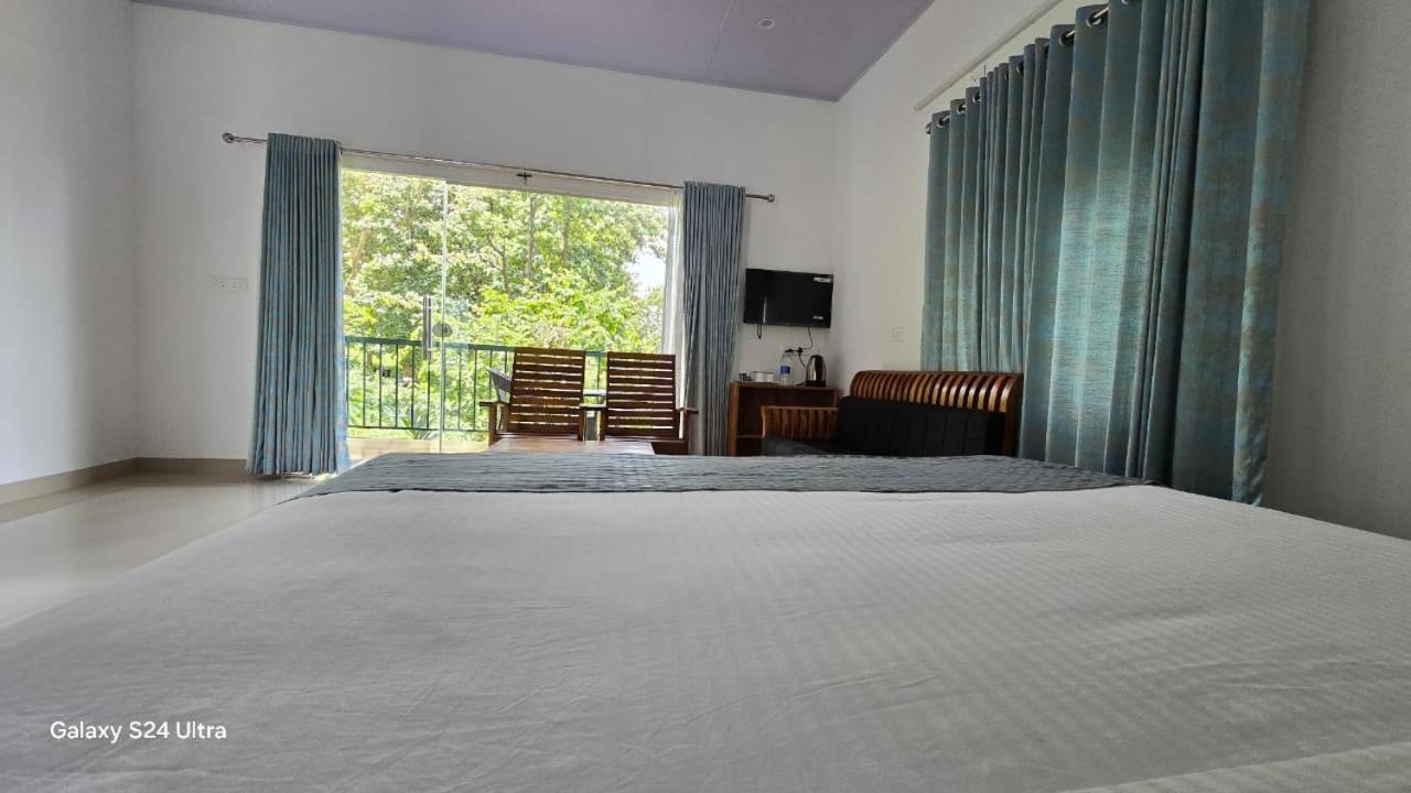 Green Auro By Bob Hotels Wayanad Bagian luar foto