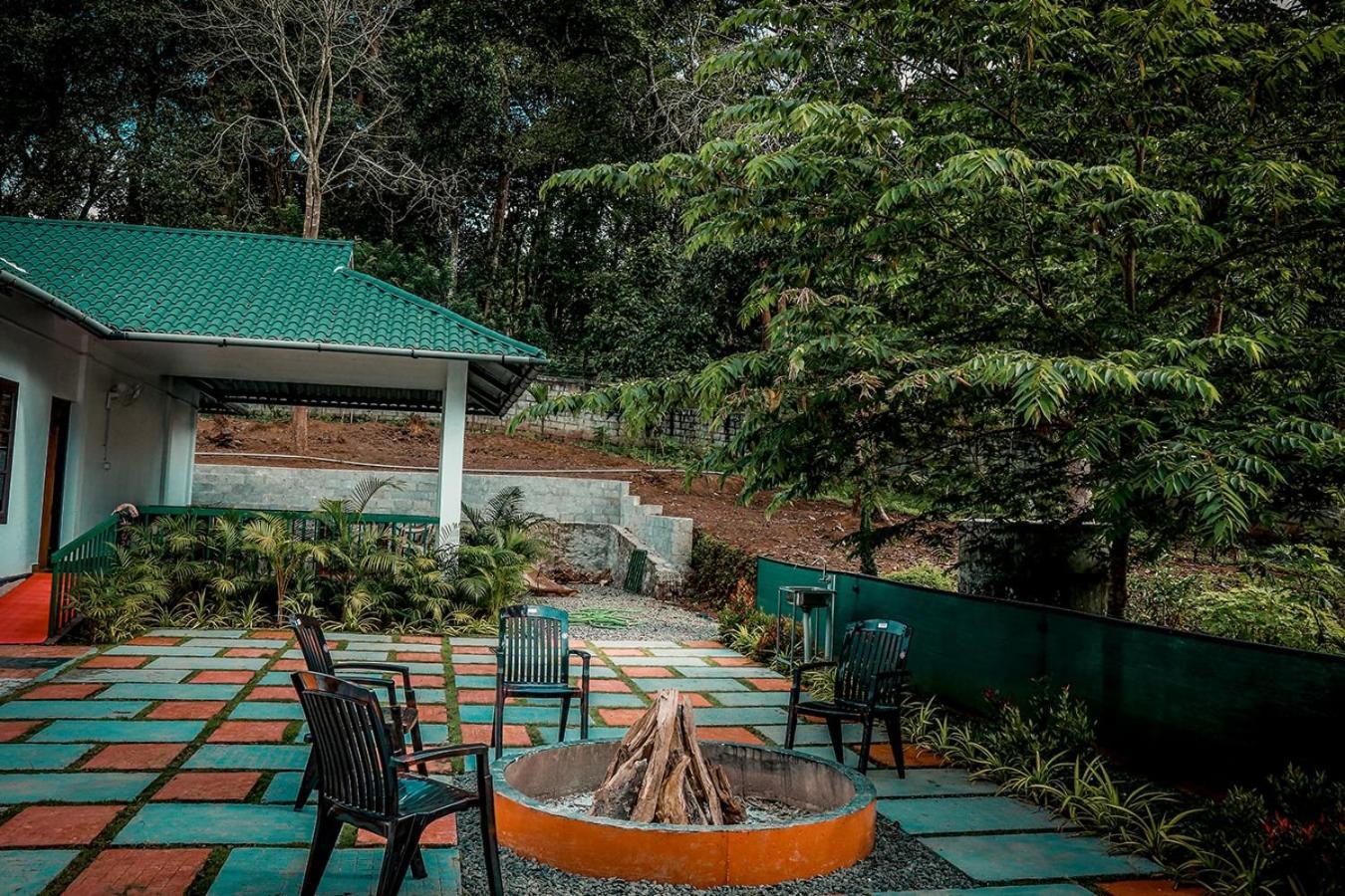 Green Auro By Bob Hotels Wayanad Bagian luar foto