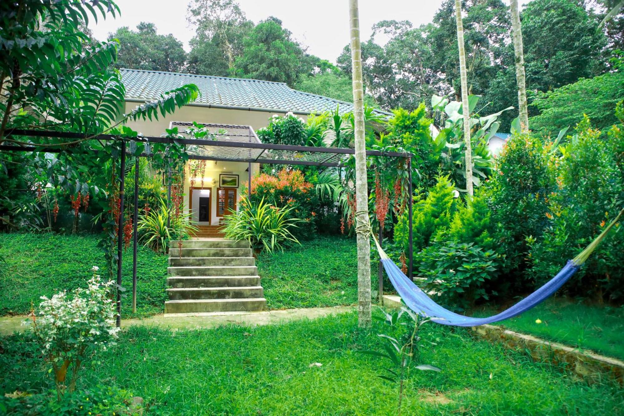 Green Auro By Bob Hotels Wayanad Bagian luar foto